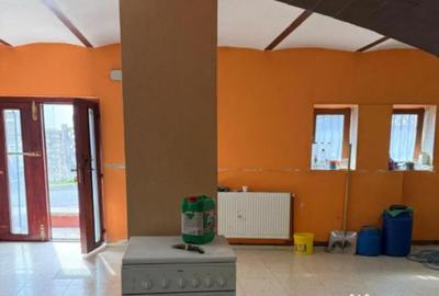 Casă cu 8 camere cu Teren 502 Mp în Castelul Peleș - 13
