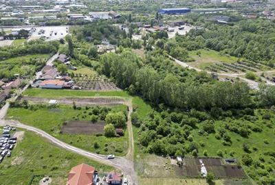Teren de 906 mp, în Central - 7
