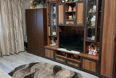 Apartament cu 2 camere decomandat, mobilat în Central - 1