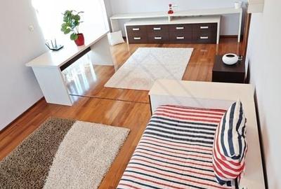 Casă individuală cu 8 camere cu Canalizare în Fratelia - 33