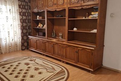 Apartament cu 3 camere decomandat în Craiovița Nouă - 1