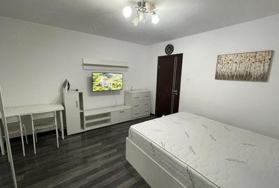 Garsonieră semidecomandată în Central