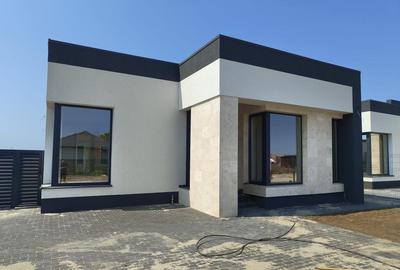 Casa Individuala - 3 camere - 350 mp teren - 90 mp utili