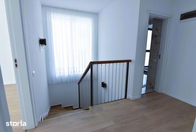 Casă cu 4 camere cu Teren 401 Mp în Domnești - 12