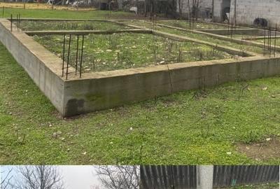 Vând teren intravilan cu fundație tip bandă și proiect casă inclus - 2