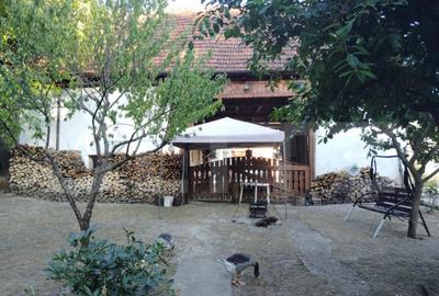 COMISION 0!Casa cu 2 apartamente, 210 mp, 1350 mp teren, in - 4