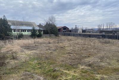 Teren de 1255 mp, în Vernești - 3