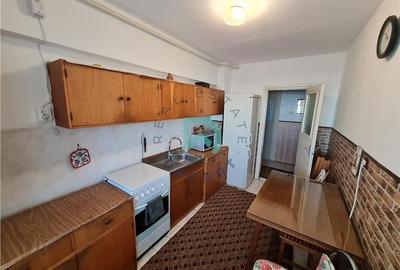 Apartament cu 2 camere decomandat în Astra - 4