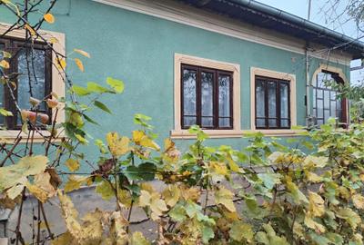 Casa cu teren -  central Segarcea - 3