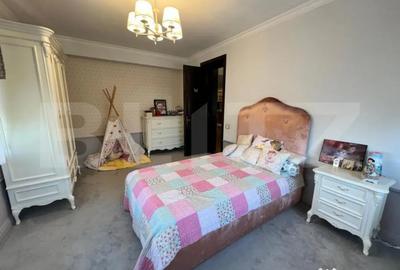 Apartament cu 5 camere decomandat în Central - 4