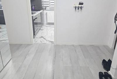 Vand apartament 3 cam dec.,Deva, Imp.Traian, etaj 1, mobilat, PARCARE - 1