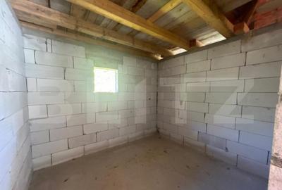 Casa la rosu in zona Bargau - 3