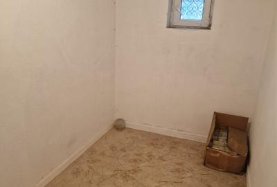 Apartament cu 3 camere semidecomandat în Pajura - 14