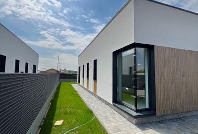 Casă cu 4 camere cu Teren 508 Mp în Balotești - 5