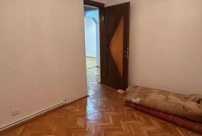 3 decomandate 1 MAI,etaj 1,centrala, 2 balcoane,renovat - 3