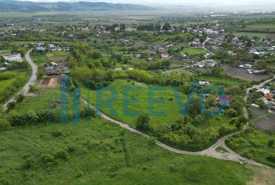 Teren de 2285 mp, în Racova - 1