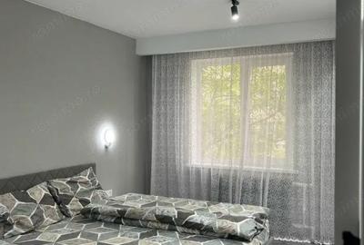 Garsonieră decomandată în Obor