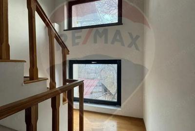 Vila de vanzare in zona Central Campulung-Muscel - 4