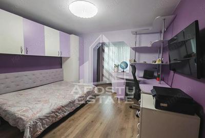 Apartament 4 camere, 2 bai, etajul 1, centrala proprie, zona Lipovei - 1