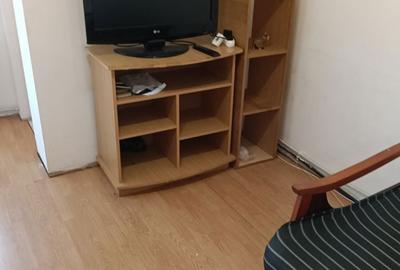 Garsonieră decomandată în Dacia