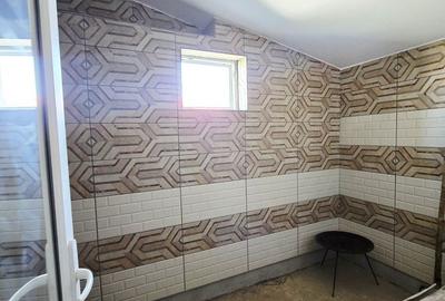 Casă cu 5 camere cu Teren 1079 Mp în Ghioroc - 1