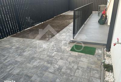 Apartament cu 2 camere, mobilat în Livezeni - 1
