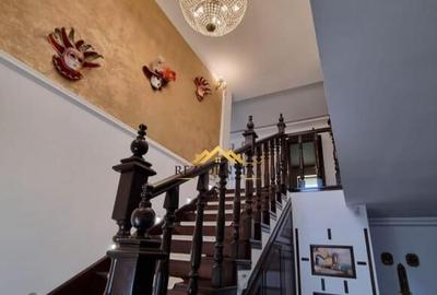 VILA CU ETAJ SI MANSARDA - 8