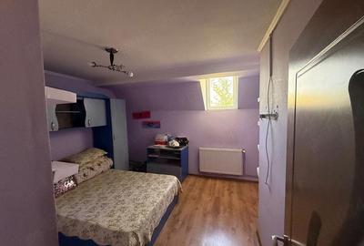 Apartament cu 4 camere semidecomandat în Central - 4