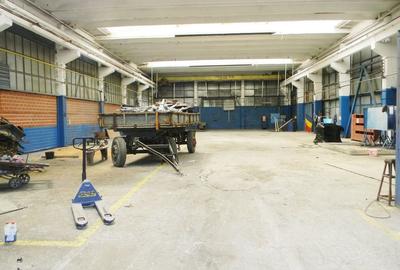 Hala industriala in zona Tractorul - 2