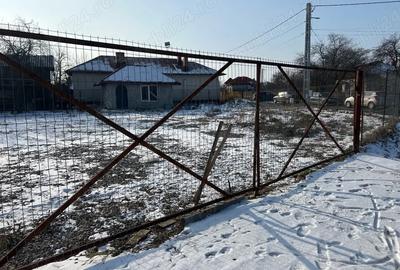 Casa si teren de vanzare - 3