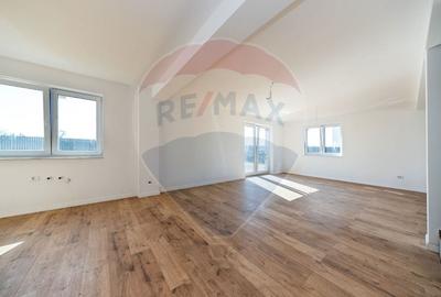 Casă cu 4 camere cu Teren 500 Mp în Sânpetru - 16