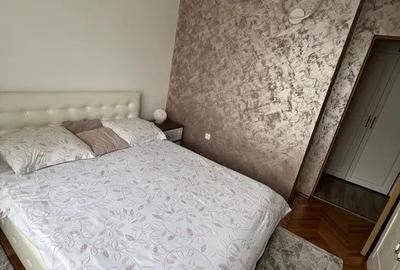 Apartament cu 3 camere decomandat în Traian - 6