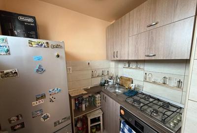 Ocazie! Apartament 3 camere 38 mp complet renovat, mobilat ?i util - 1