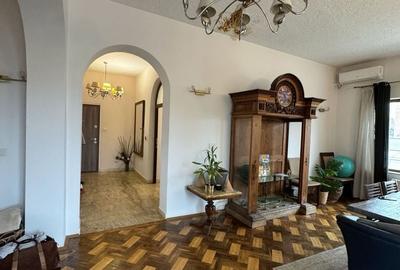 Apartament cu 4 camere semidecomandat, mobilat în Universitate - 4