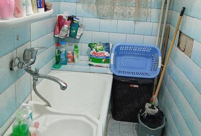Inchiriez apartament 2 camere - 2