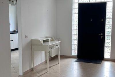 Vila Iancu Nicolae - 6 camere, curte 120mp, complex cu piscina - 7