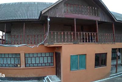 Casă cu 4 camere cu Teren 1933 Mp în Central - 18