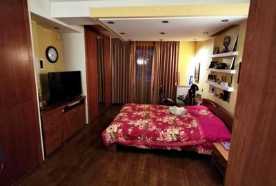 Reședință de excepție în centrul orașului, la câteva minute de mare - 10