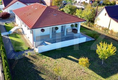 Casa eleganta, design mediteranean, demisol + parter, garaj, 1200 mp teren - 1