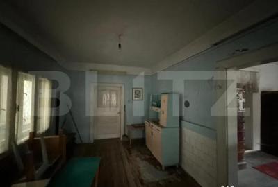 Casă cu 4 camere cu Teren 2000 Mp în Central - 5