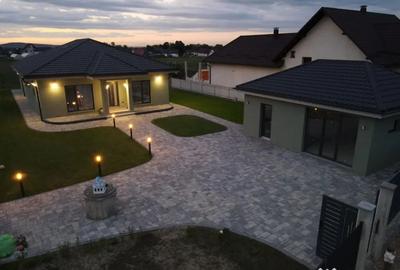 Casă cu 5 camere cu Teren 2000 Mp în Volovăț - 8