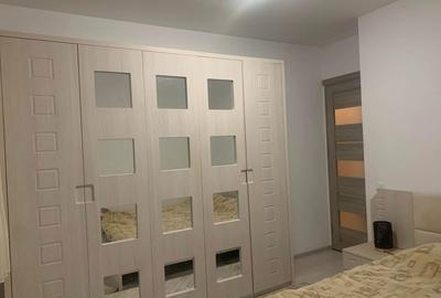 Apartament cu 2 camere decomandat în Metalurgie - 3