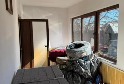 Casă cu 2 camere cu Teren 1100 Mp în Horodnic - 1