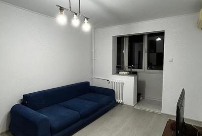 Apartament cu 2 camere semidecomandat în Giurgiului