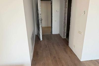 Apartament cu 3 camere decomandat în Exterior Vest - 1