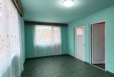 Casă cu 4 camere cu Teren 504 Mp în Central