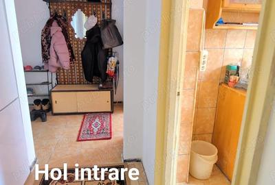 Apartament cu 3 camere semidecomandat în Central - 9