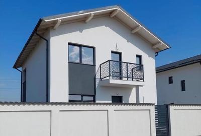 Închiriere Casa individuală P+1, 4 camere, Balotești, Dumbrăveni - 1