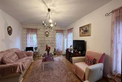 Casă cu 4 camere cu Teren 350 Mp în Florești