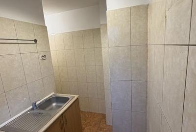 Garsoniera - DECOMANDATA - Centrala Proprie - Fara risc - VICTORIEI - 7